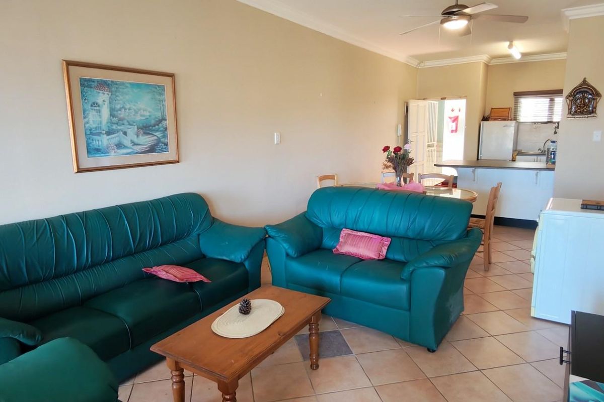 Ground Floor Apartment For Sale in Margate, KwaZulu Natal - Photo 5