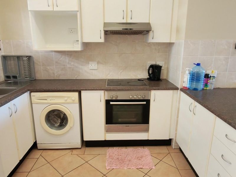 Ground Floor Apartment For Sale in Margate, KwaZulu Natal - Photo 10