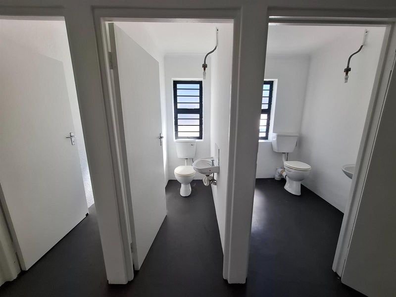 423m2 Industrial Factory To Let in Maitland - Photo 10