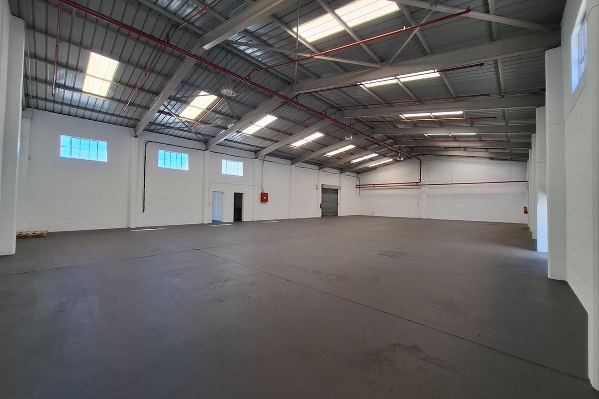 423m2 Industrial Factory To Let in Maitland - Photo 4