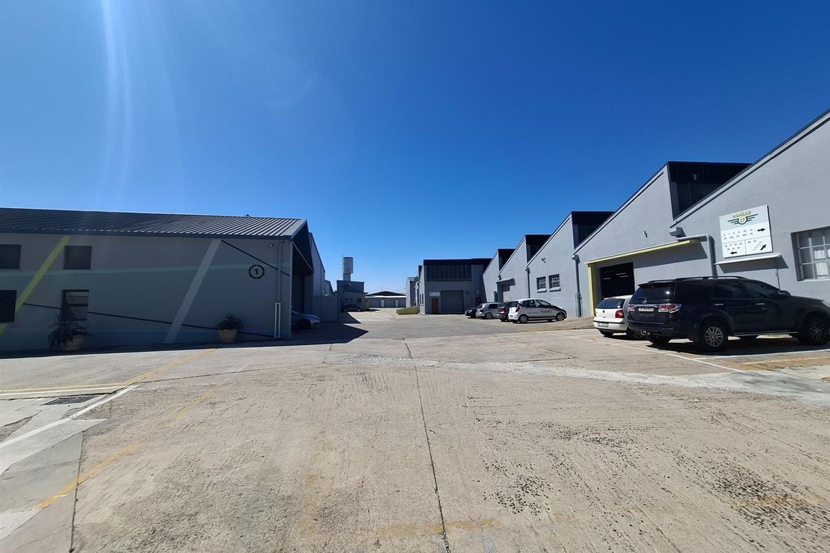 423m2 Industrial Factory To Let in Maitland - Photo 2
