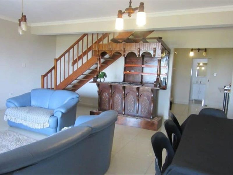 Duplex For Sale in Port Edward KwaZulu Natal - Photo 4