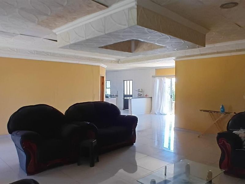 House For Sale in Mandlazini, Richards Bay, KwaZulu Natal - Photo 6