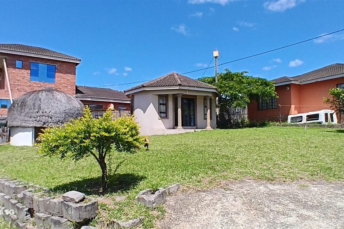 House For Sale in Mandlazini, Richards Bay, KwaZulu Natal - Photo 3