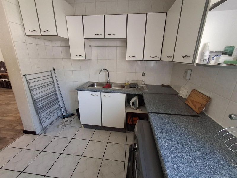 3 BEDROOM DUPLEX IN BOOMED-OFF SUBURB OF EDENGLEN - Photo 10