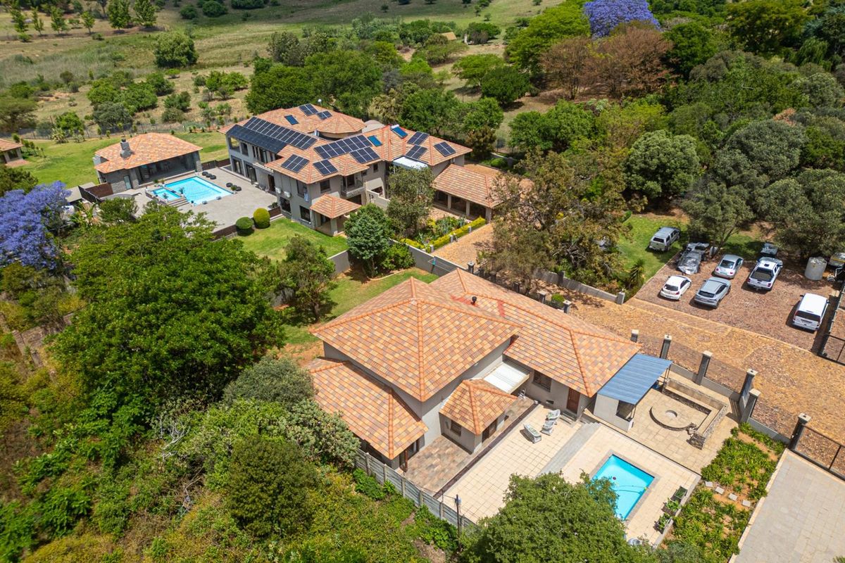 Four Stunning Properties on 1,3ha stand FOR SALE, Northriding AH - Photo 2