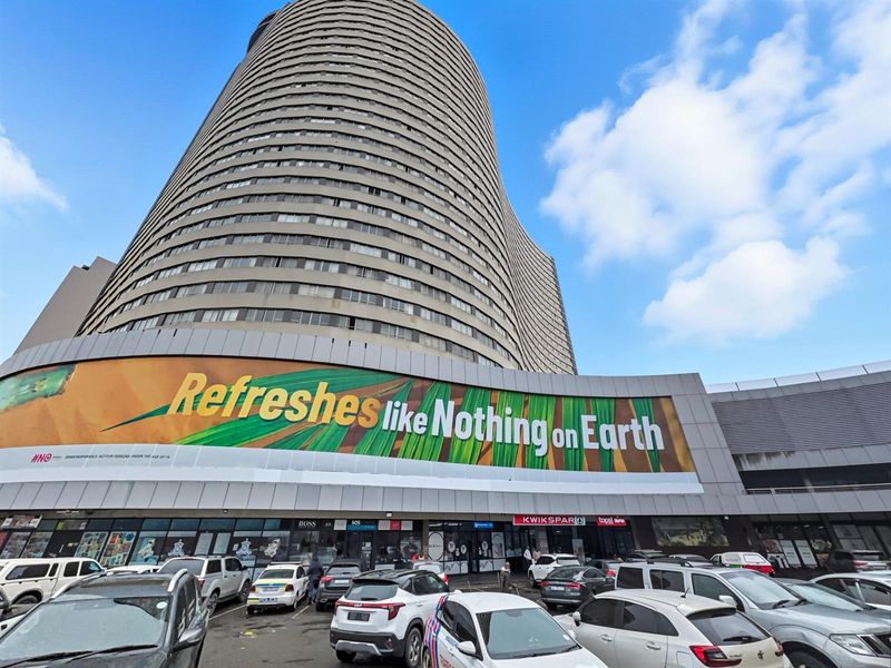Spacious 2-bedroom Apartment For Sale in Durban Central - Photo 1