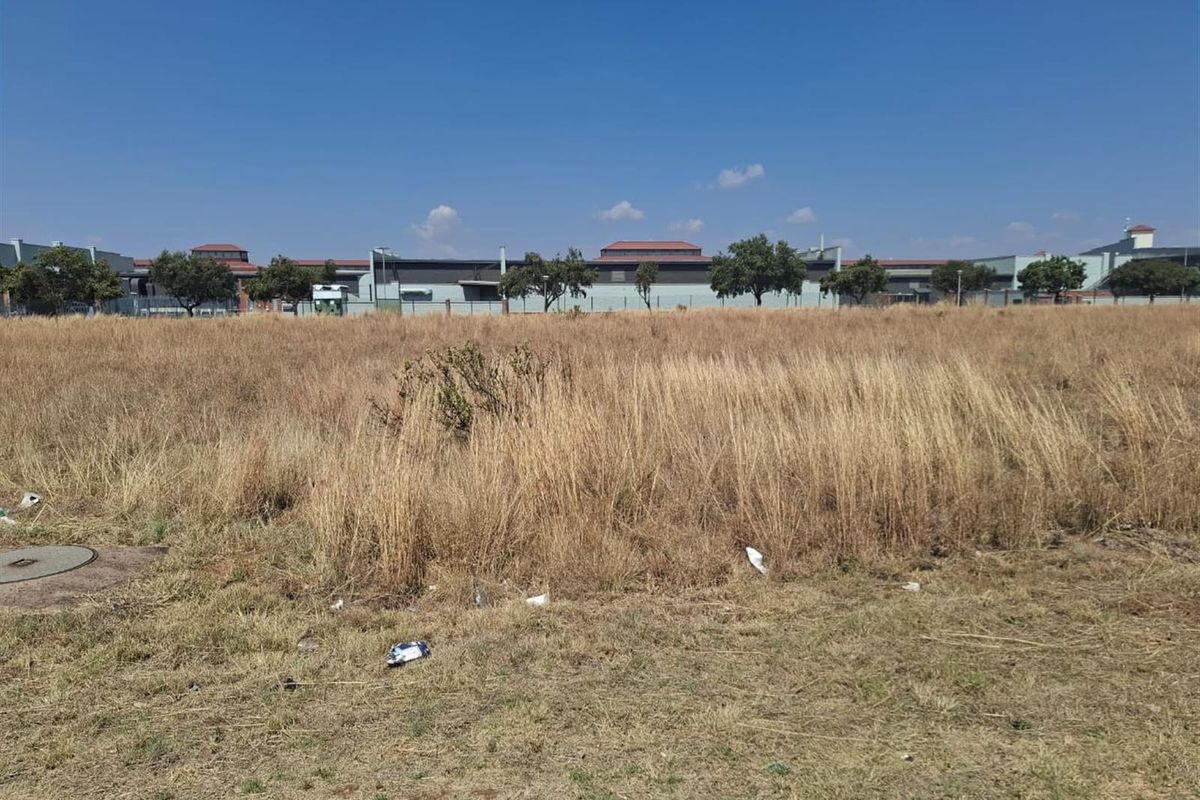 Prime Development Opportunity in Middelburg’s Growing Commercial Hub - Photo 3