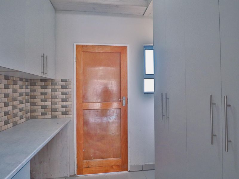 Townhouse For Sale in Melodie, Hartbeespoort, North West - Photo 9