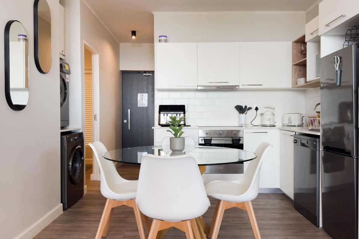 Apartment For Sale in Mossel Bay Central, Mossel Bay - Photo 2