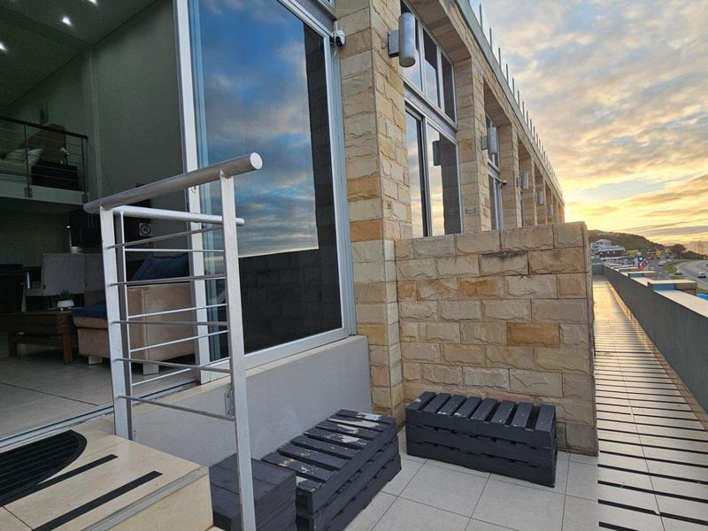 Stunning Studio Apartment For Sale in De Bakke, Mossel Bay - Photo 2