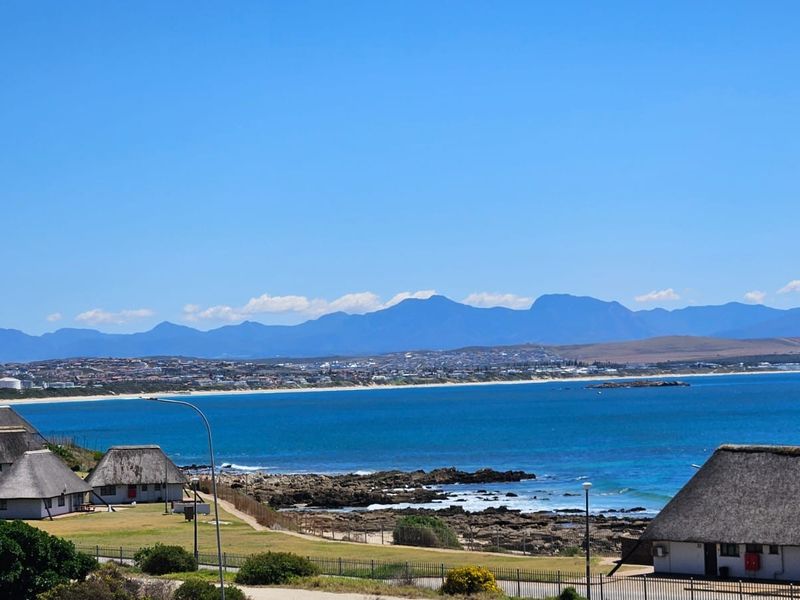 Stunning Studio Apartment For Sale in De Bakke, Mossel Bay - Photo 3