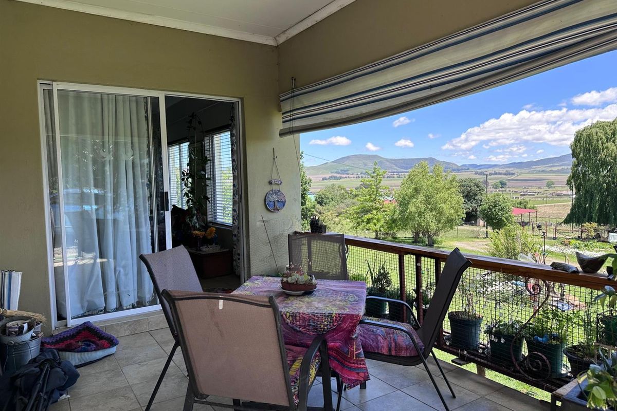 Your Wakkerstroom Escape, Spacious Smallholding with Scenic Views. - Photo 5