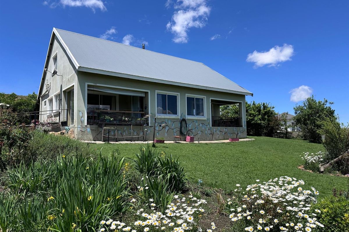 Your Wakkerstroom Escape, Spacious Smallholding with Scenic Views. - Photo 2