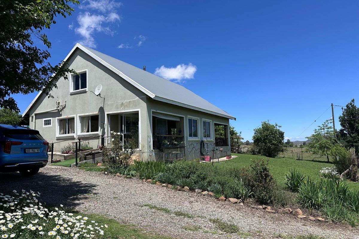 Your Wakkerstroom Escape, Spacious Smallholding with Scenic Views. - Photo 3