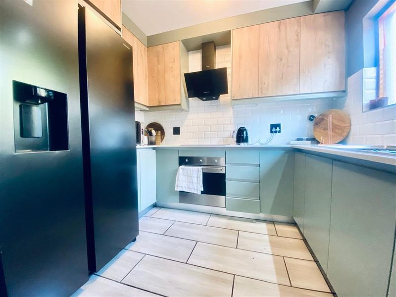 Townhouse For Sale in Sundowner, Randburg - Photo 8