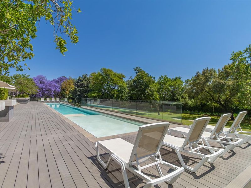 2 Bedroom High Security Apartment at The Prestigious Embassy Towers Sandton - Photo 3