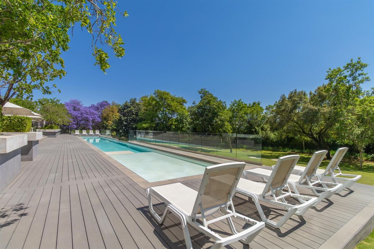 2 Bedroom High Security Apartment at The Prestigious Embassy Towers Sandton - Photo 3