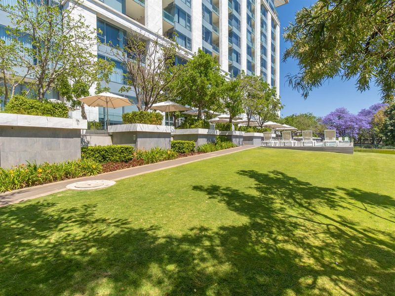 2 Bedroom High Security Apartment at The Prestigious Embassy Towers Sandton - Photo 2