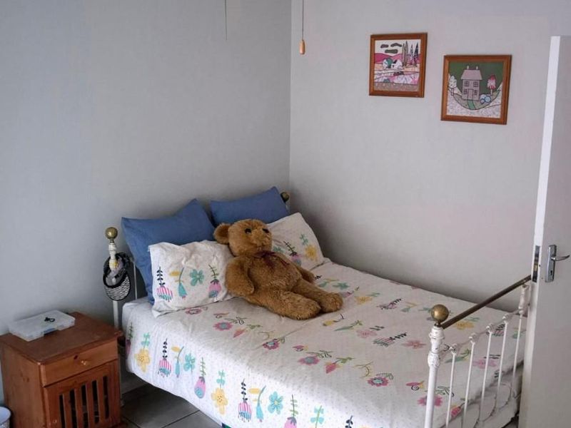 Family Comfort Meets Entertainer’s Dream in Tranquil Aqua Park - Photo 7