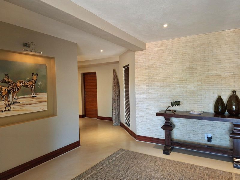 House and vacant stand with traverse for sale in Raptors View Wildlife Estate, Hoedspruit - Photo 5