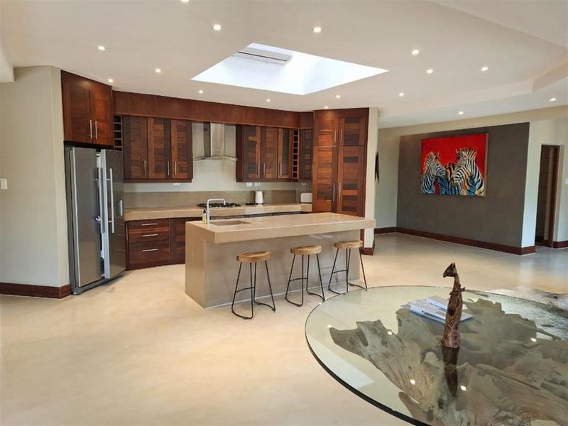 House and vacant stand with traverse for sale in Raptors View Wildlife Estate, Hoedspruit - Photo 7