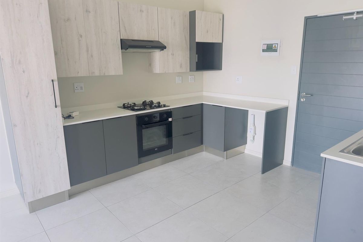 2 bed 2 bath apartment for rent in Carlswald - Photo 3