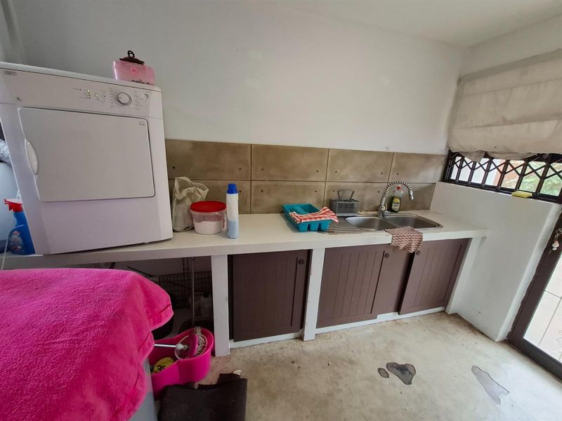 House For Sale in Uvongo, Margate, KwaZulu Natal - Photo 8