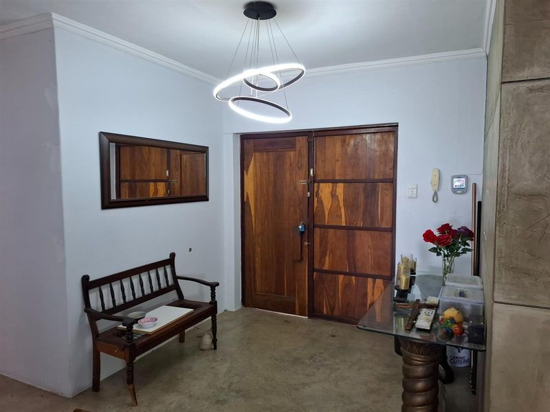 House For Sale in Uvongo, Margate, KwaZulu Natal - Photo 3