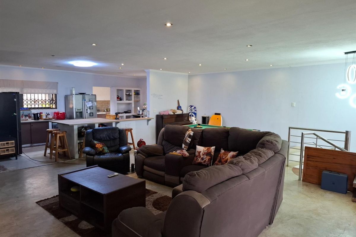 House For Sale in Uvongo, Margate, KwaZulu Natal - Photo 4