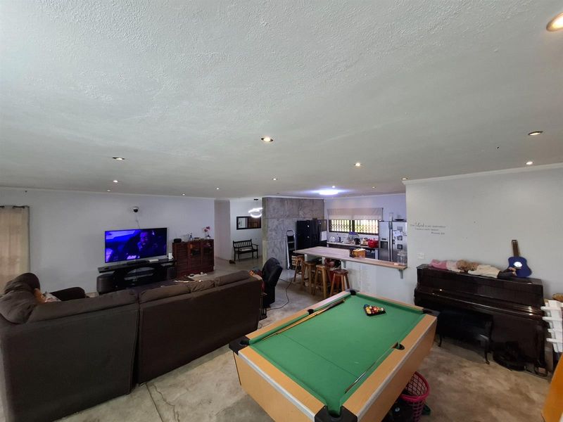 House For Sale in Uvongo, Margate, KwaZulu Natal - Photo 5