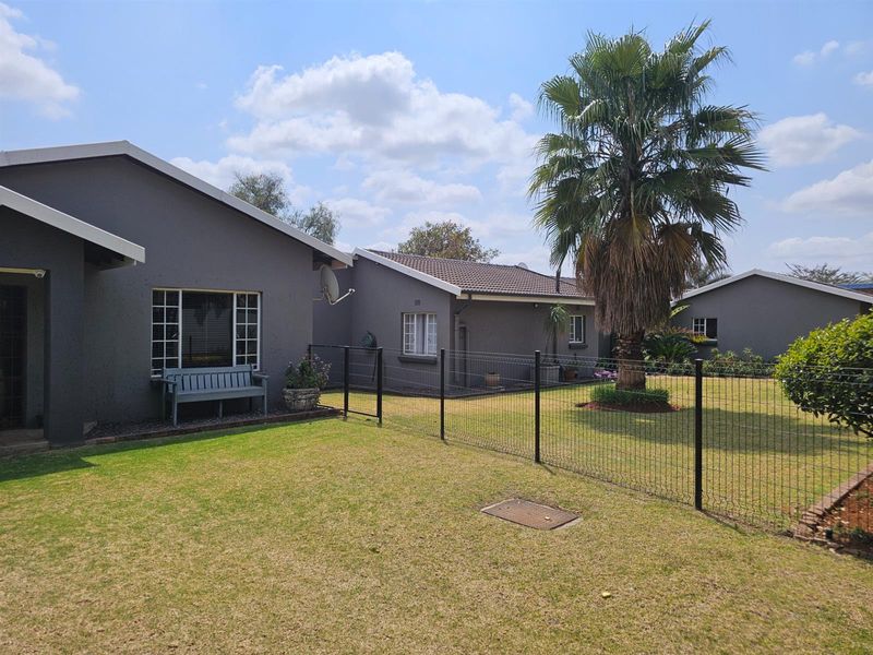 House with one bedroom flat in Aerorand - Photo 4