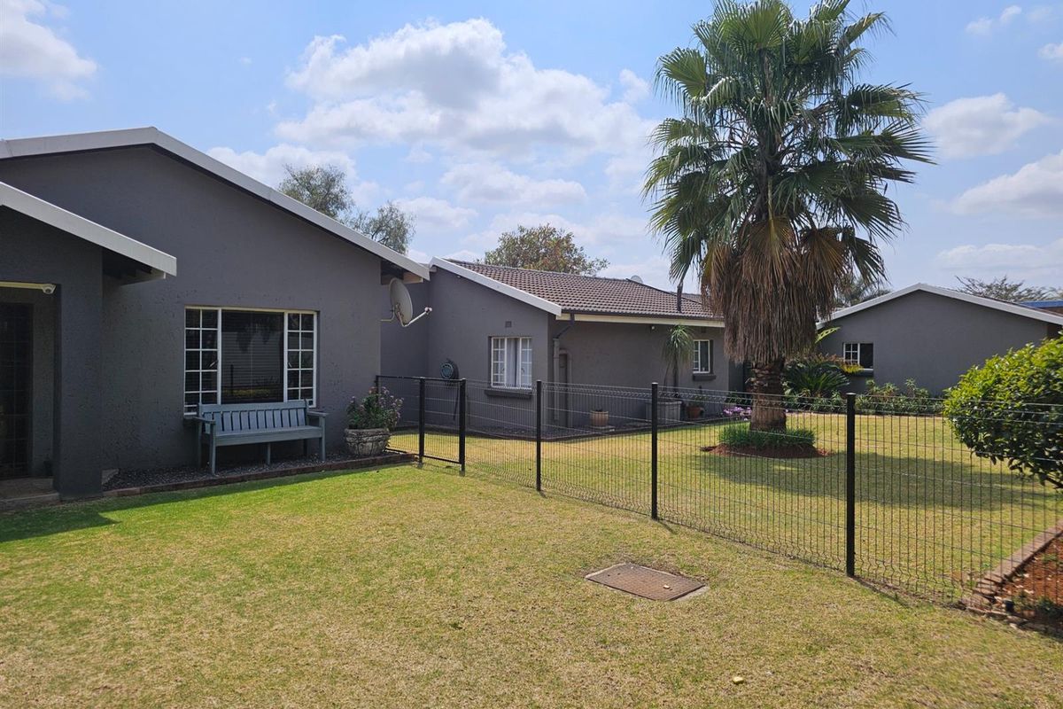 House with one bedroom flat in Aerorand - Photo 4