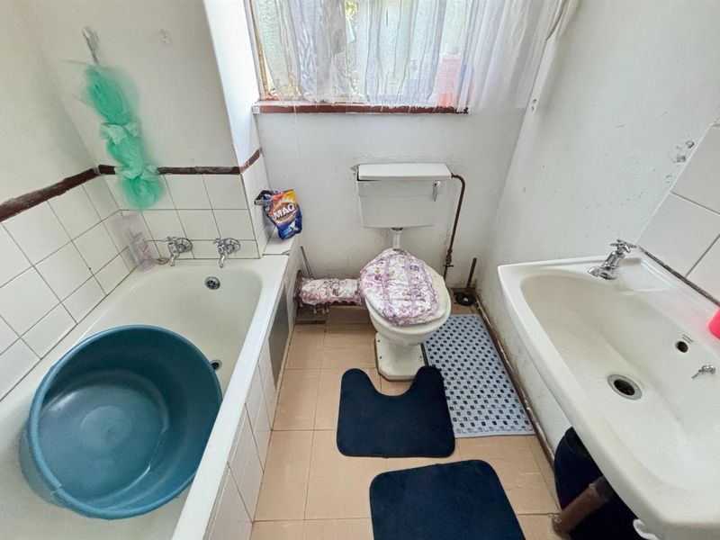 2 Bedroom Flat for sale - Sasolburg - Photo 3