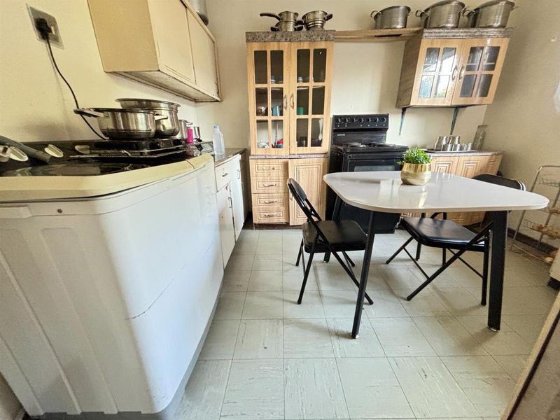 2 Bedroom Flat for sale - Sasolburg - Photo 4