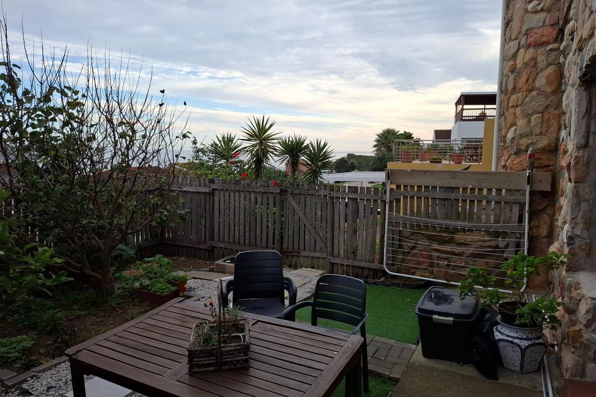 Double Story - Ideal For Extended Family - Photo 4