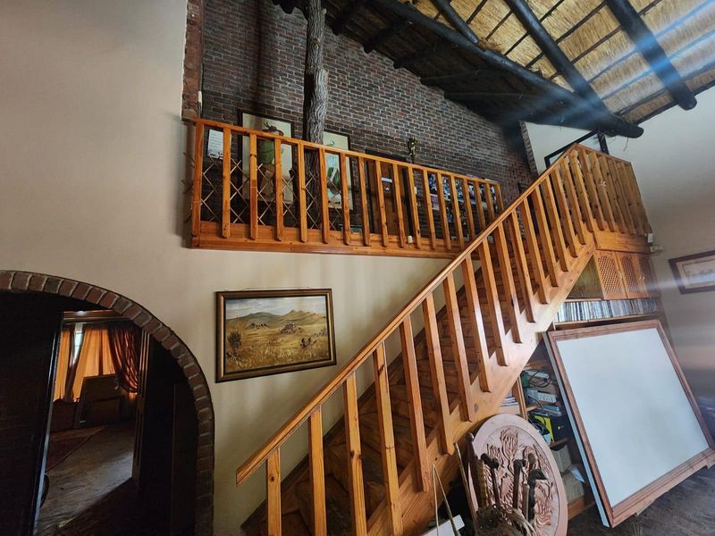 Luxury Family Retreat with Heated Pool, Sauna and Dual-Living Potential in Aqua Park - Photo 7