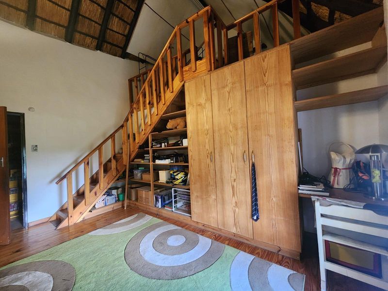 Luxury Family Retreat with Heated Pool, Sauna and Dual-Living Potential in Aqua Park - Photo 9