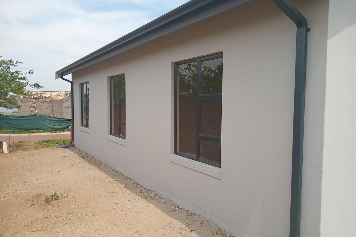 70m2 3-Bed 2 Bath House in Karino, Nelspruit - Photo 3