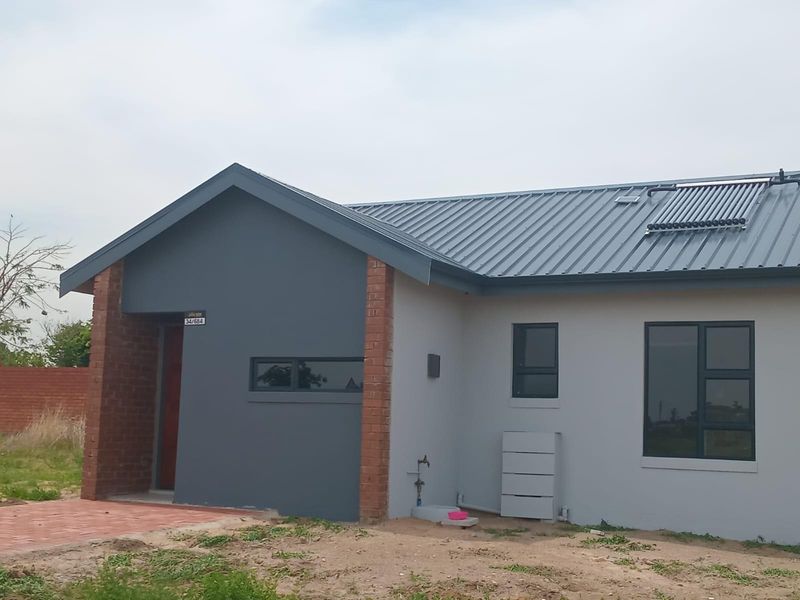 50m2 2-Bed 2 Bath House in Karino, Nelspruit - Photo 4