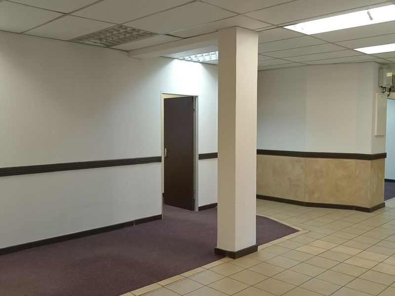 Office To Rent in Johannesburg, Gauteng - Photo 7