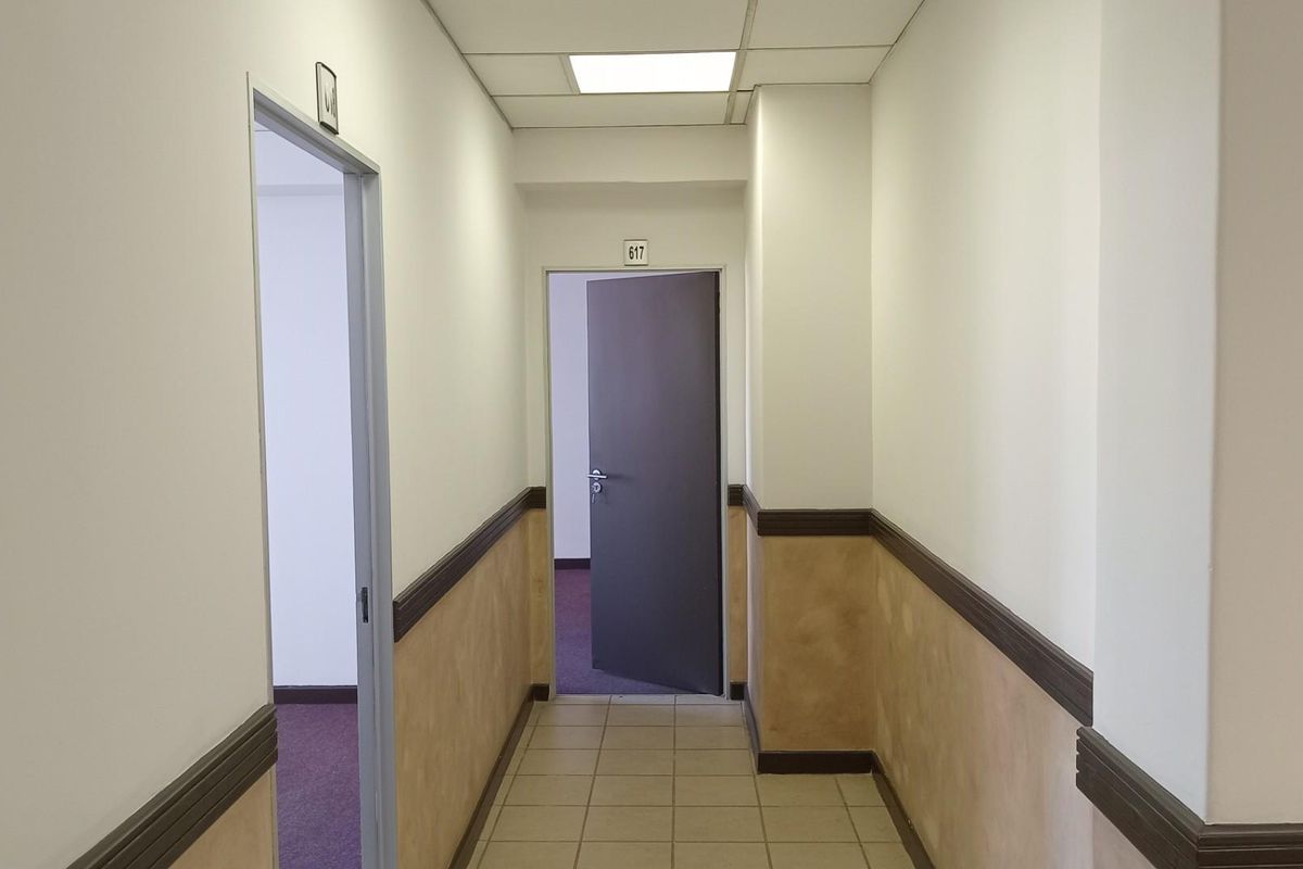 Office To Rent in Johannesburg, Gauteng - Photo 5