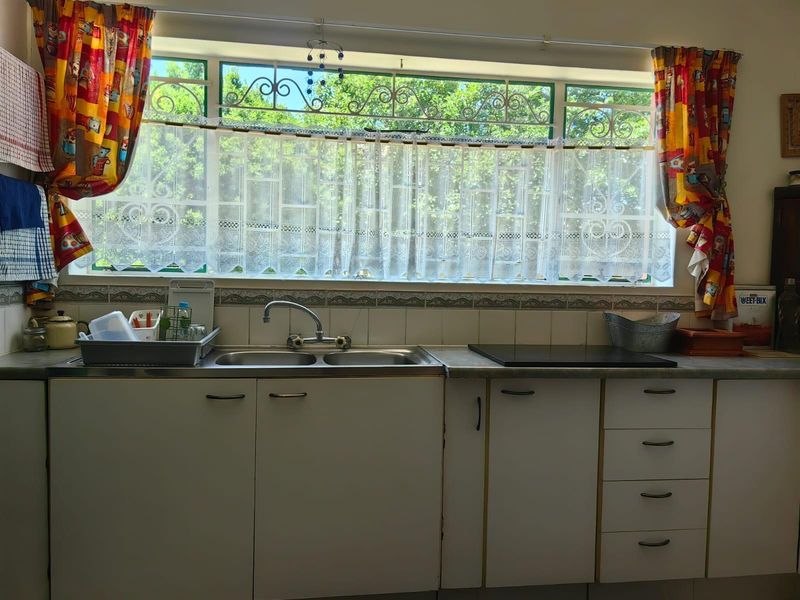 Move-In Ready 3-Bedroom Home for Sale Near Volksrust High School - Photo 5