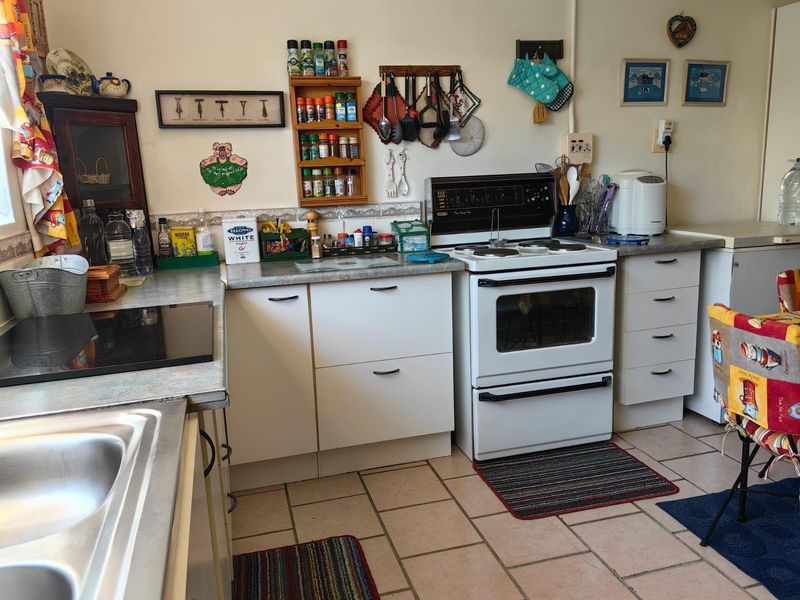 Move-In Ready 3-Bedroom Home for Sale Near Volksrust High School - Photo 4