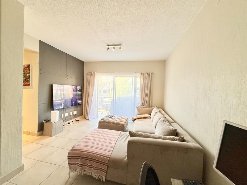 Modern 2 bedroom apartment for sale - Photo 5