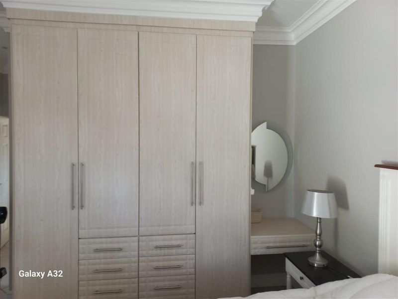 Beautiful 4-bedroom, 3-bathroom family home in Shona Langa for sale - Photo 6