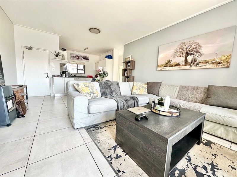 Apartment For Sale in The Polofields, Waterfall, Midrand - Photo 8