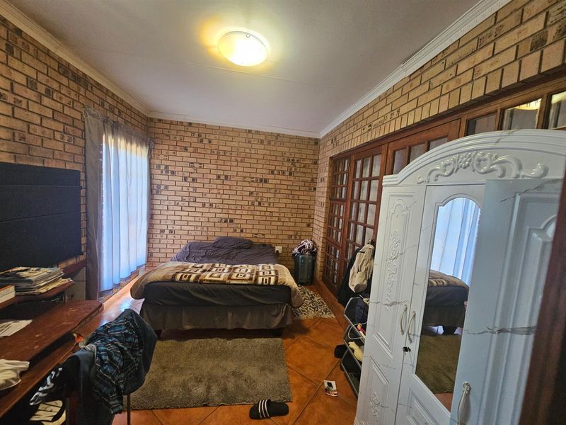 Modern Home in Waterkant Estate, Colts Hill White River,  Mpumalanga - Photo 7