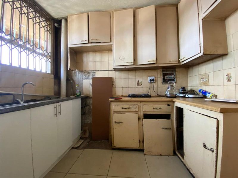 Investment Property for Sale - Durban Central (Next to Berea Centre)  Price: R450,000 - Photo 7