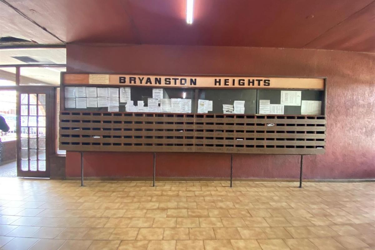 Investment Property for Sale - Durban Central (Next to Berea Centre)  Price: R450,000 - Photo 4